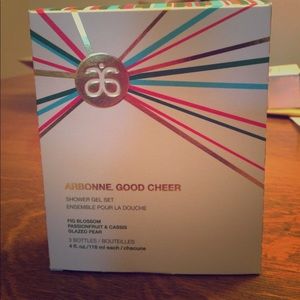 Arbonne Shower Gel Set