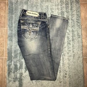 NWOT Rock Revival distressed skinny jeans sz 29