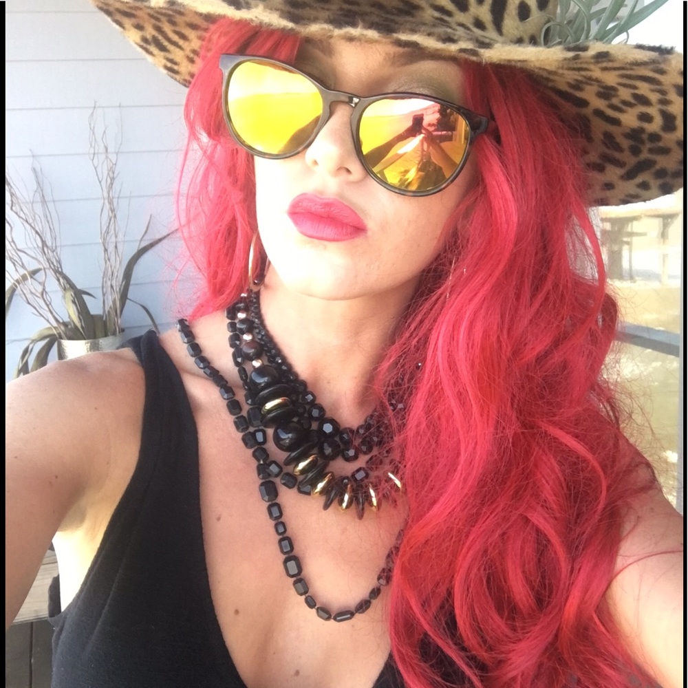 Meet your Posher, Valerie