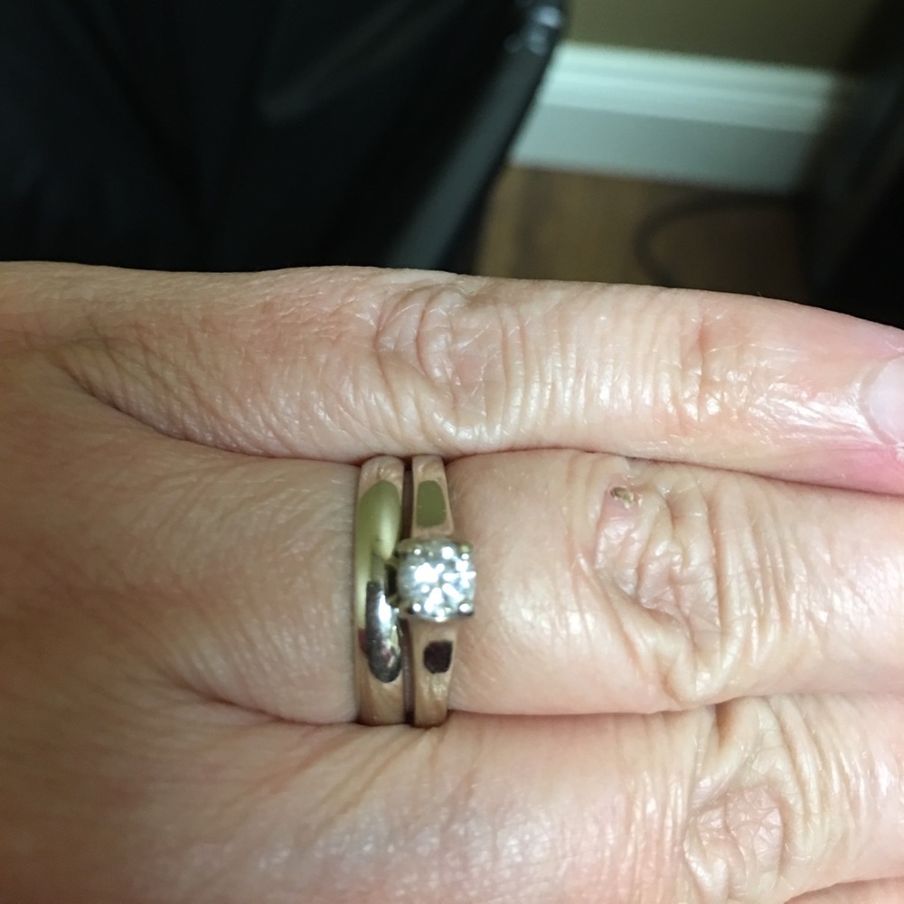 1/2 Carat Diamond engagement ring white gold