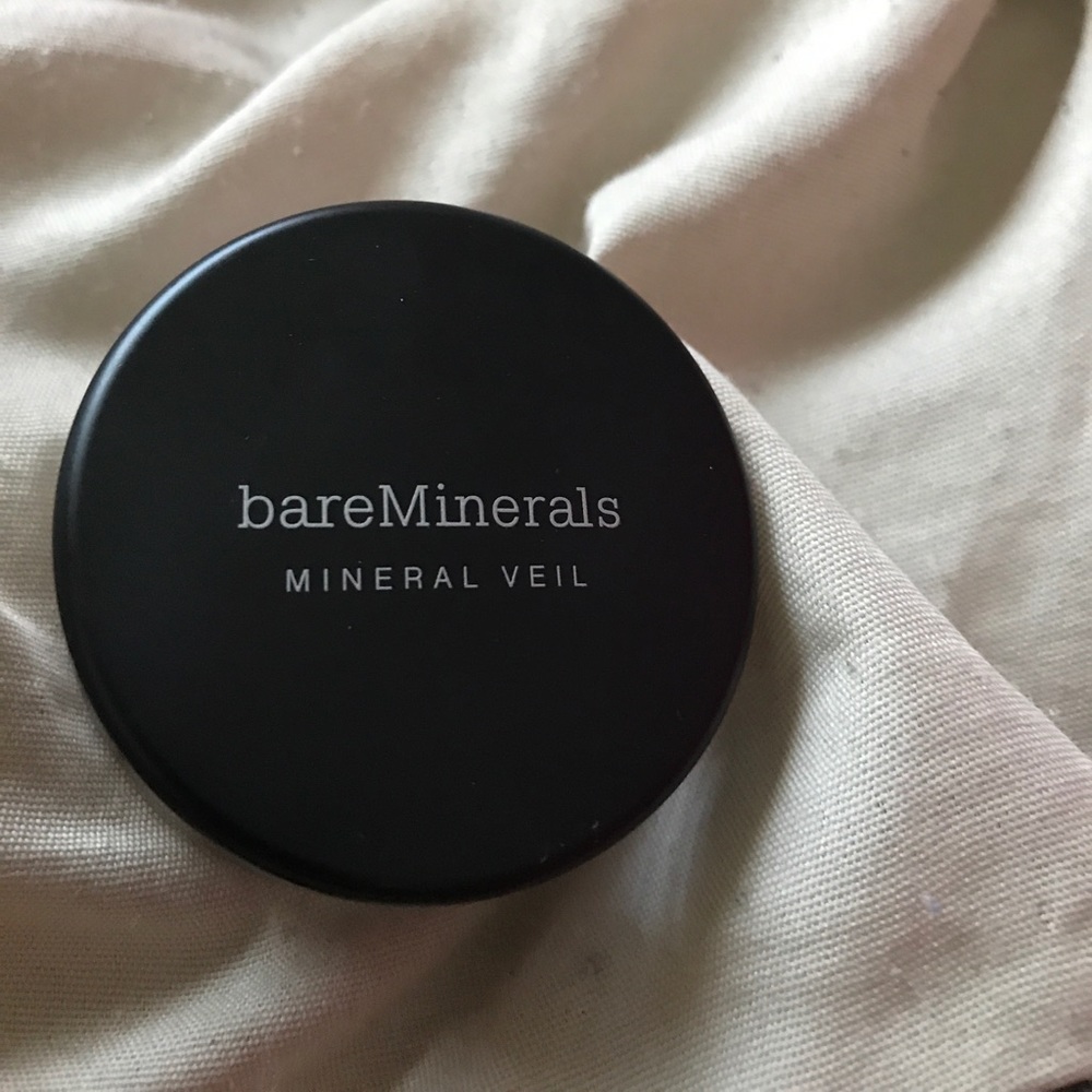 Bare Minerals