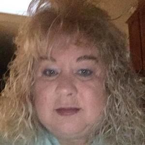 Meet your Posher, Deborah