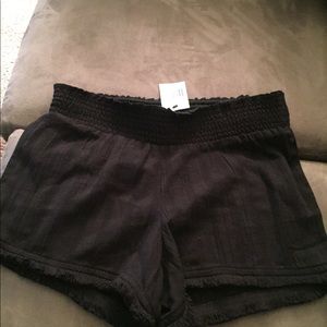 Jut from the Kloth Black Fray Hem Short