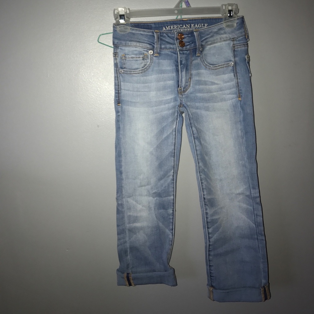 Brand new w/o tags AE cropped jeans!
