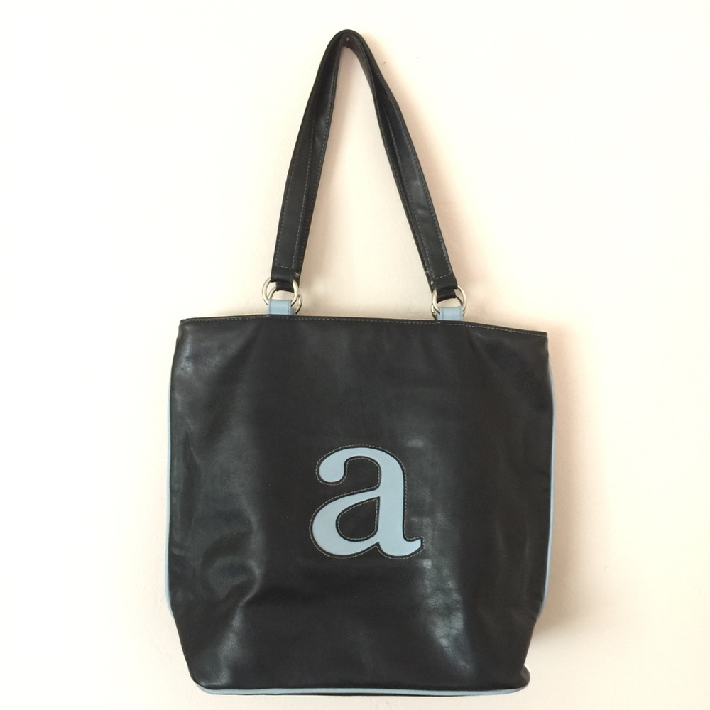 Perfect pleather shoulder bag