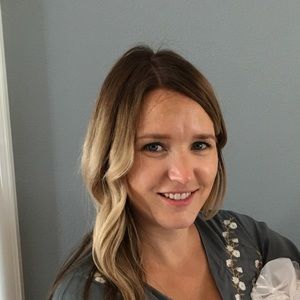 Meet your Posher, Lexie