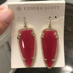 Skylar earrings in pink