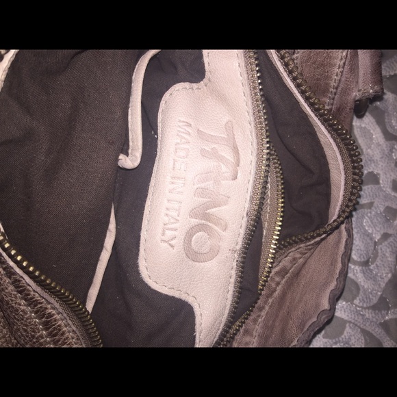 Genuine leather tano purse/ cross body bag - Picture 4 of 8