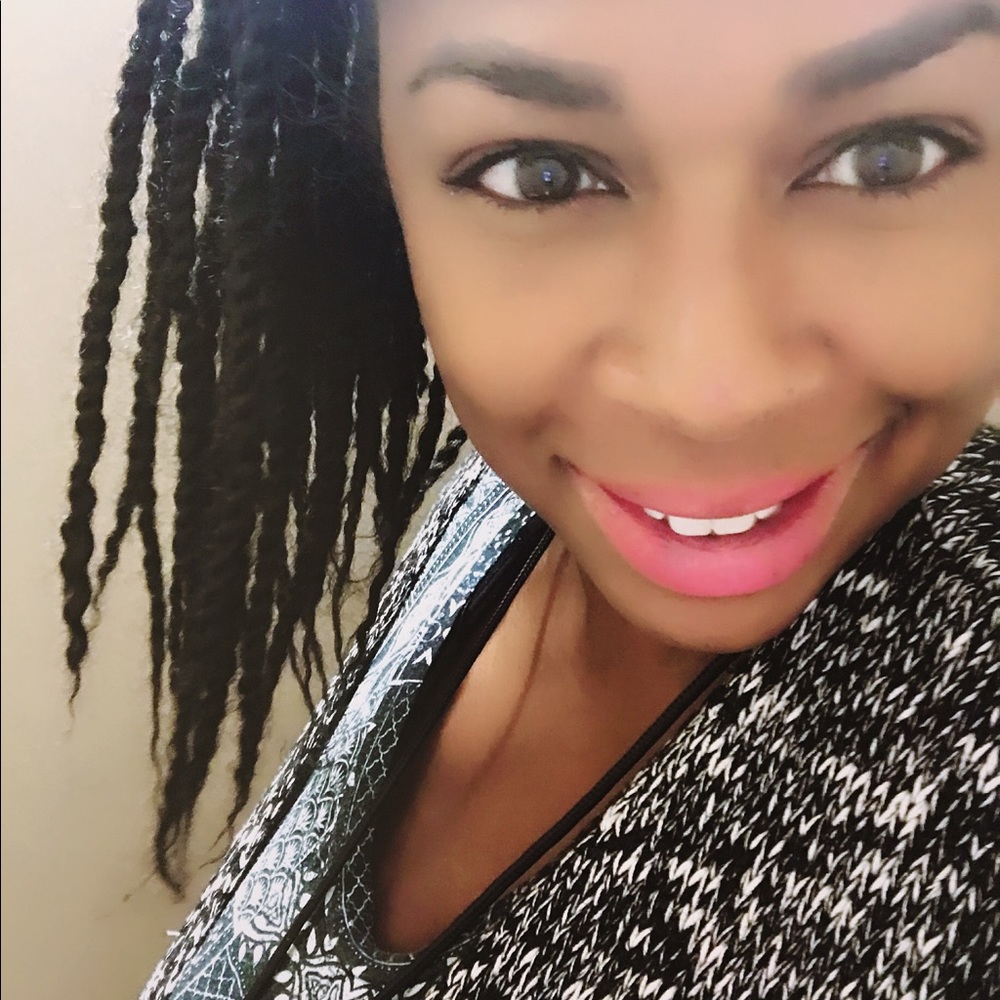 Meet your Posher, Precious