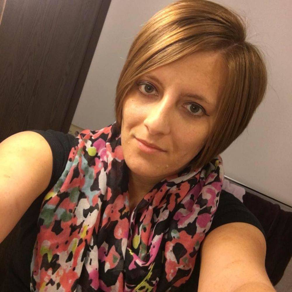Meet your Posher, Ashley