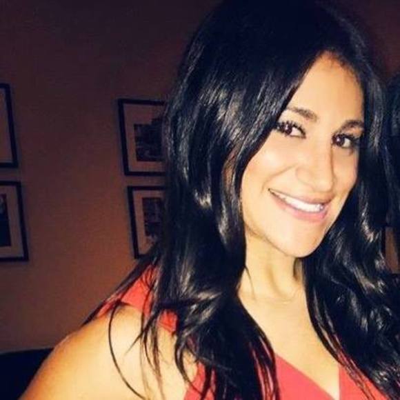 Meet your Posher, Lauren - Picture 1 of 1