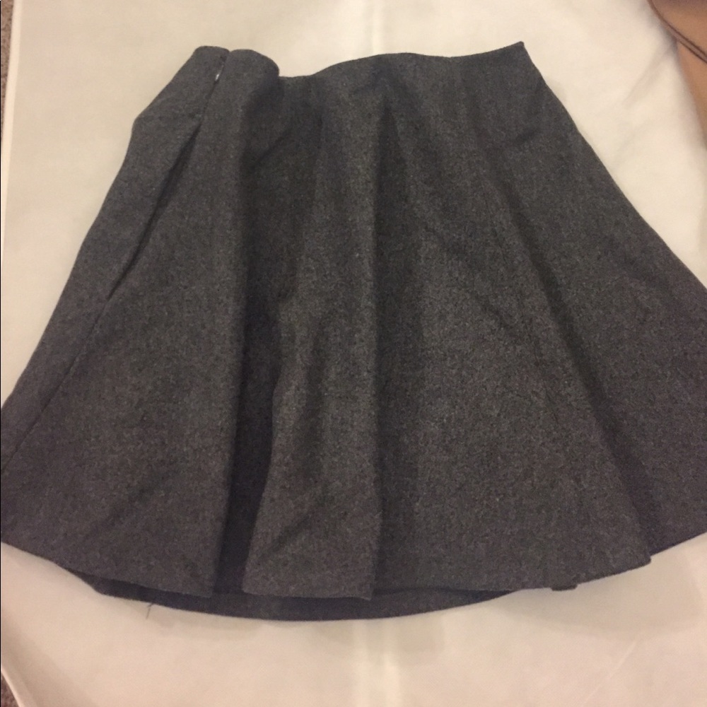 Theory cashmere blend mini skirt with pockets