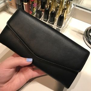 Black chic leather wallet