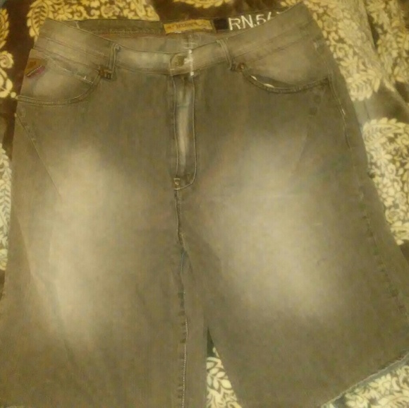 Men's  attitude denim shorts - Picture 3 of 3