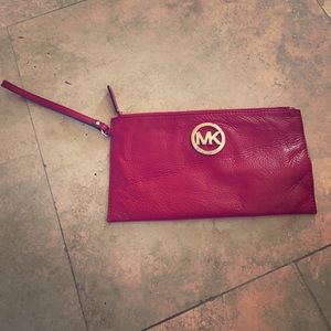 Authentic Michael Kors Wristlet/Clutch
