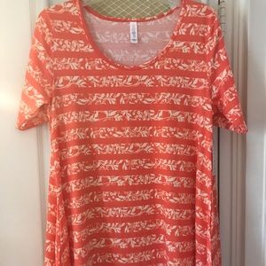 Lularoe Perfect T