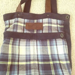 1 day SALE! $5 A&F tote!!