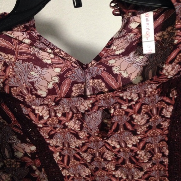 Pink pattern tunic - Picture 2 of 3