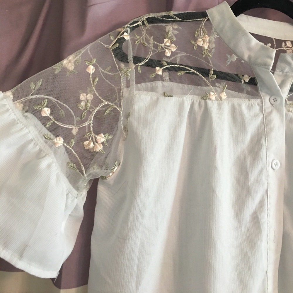Gorgeous white button up with embroidery