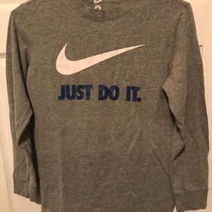 Boys Nike long sleeve shirt