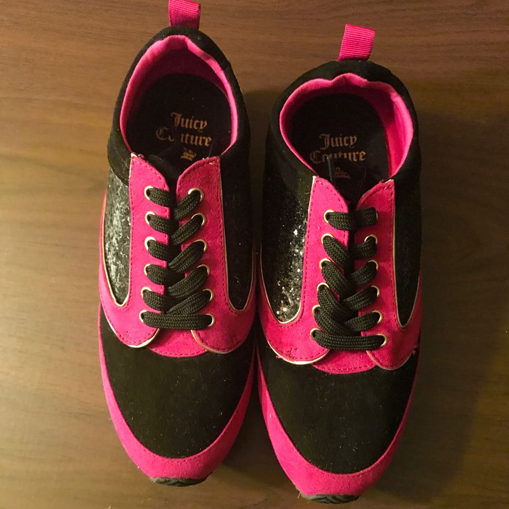 Juicy Couture Ladies Shoe 6 1/2