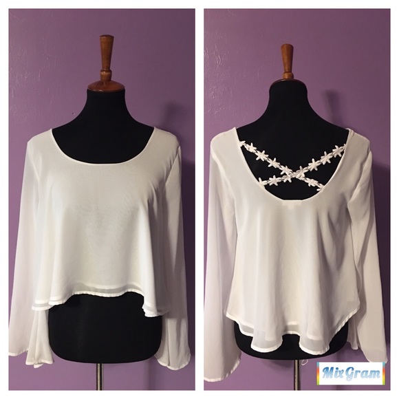 mine Tops - MINE crop top with bell sleeves. M
