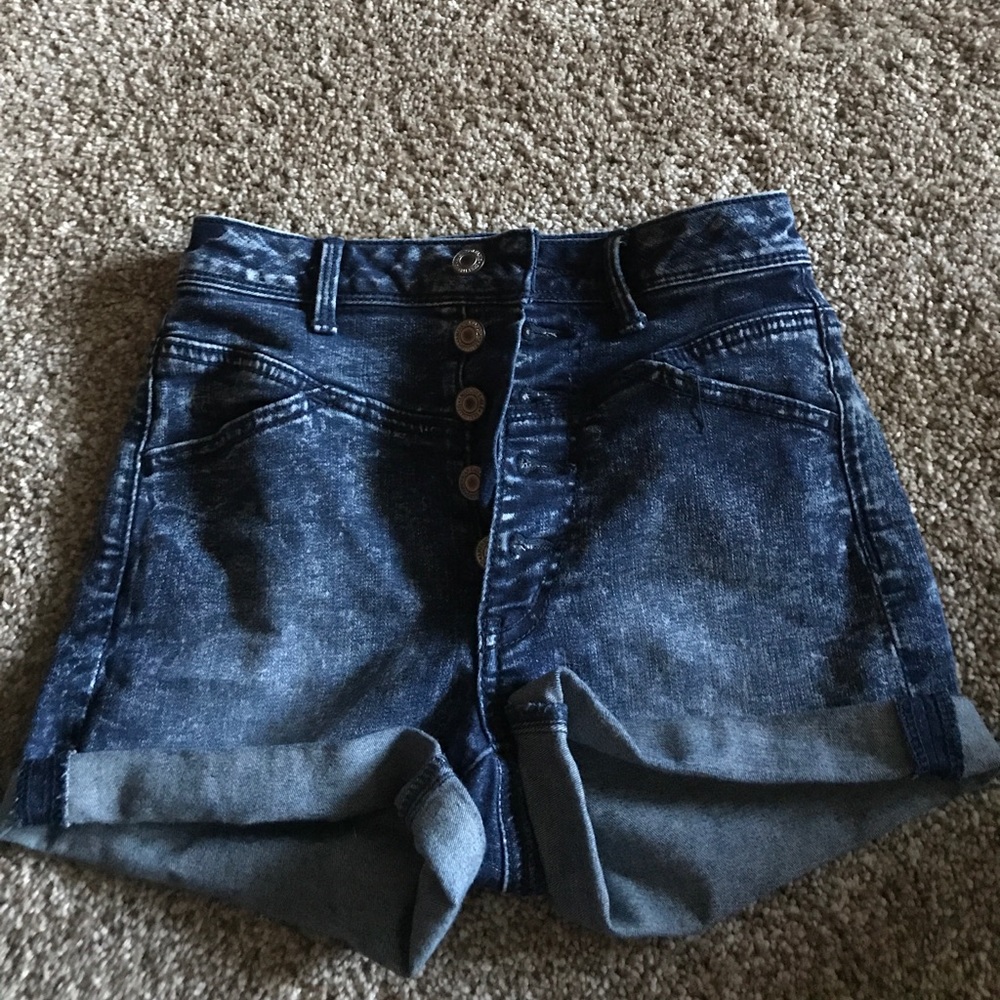 American eagle high waisted shorts