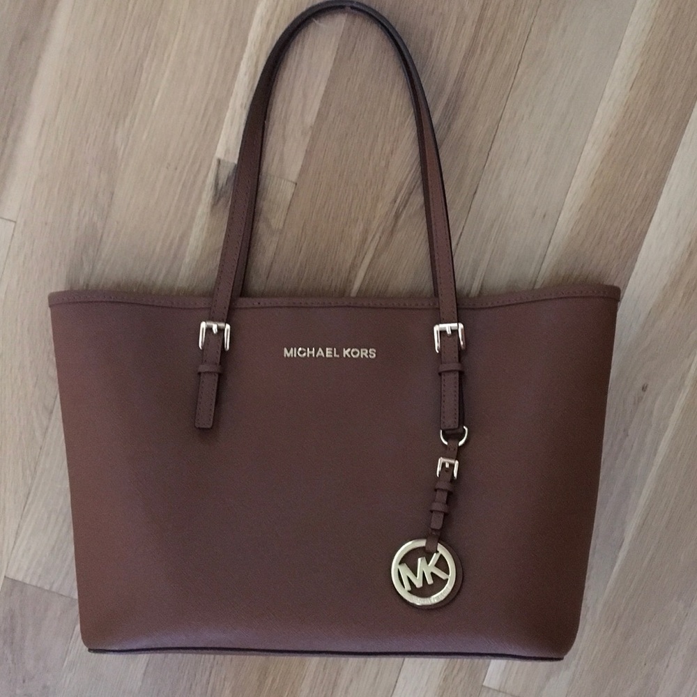 MK tote
