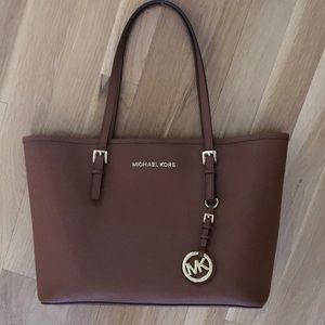 MK tote