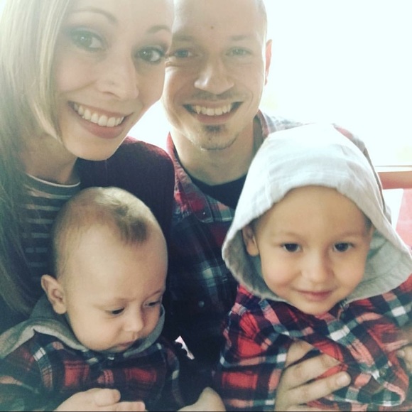 Meet your Posher, Bryant - Picture 3 of 3