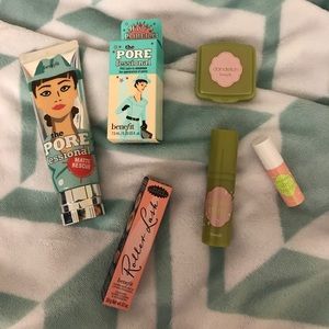 BENEFIT Haul
