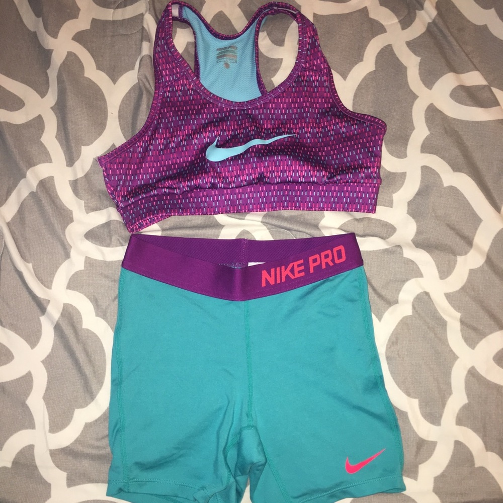 Nike Pro Set