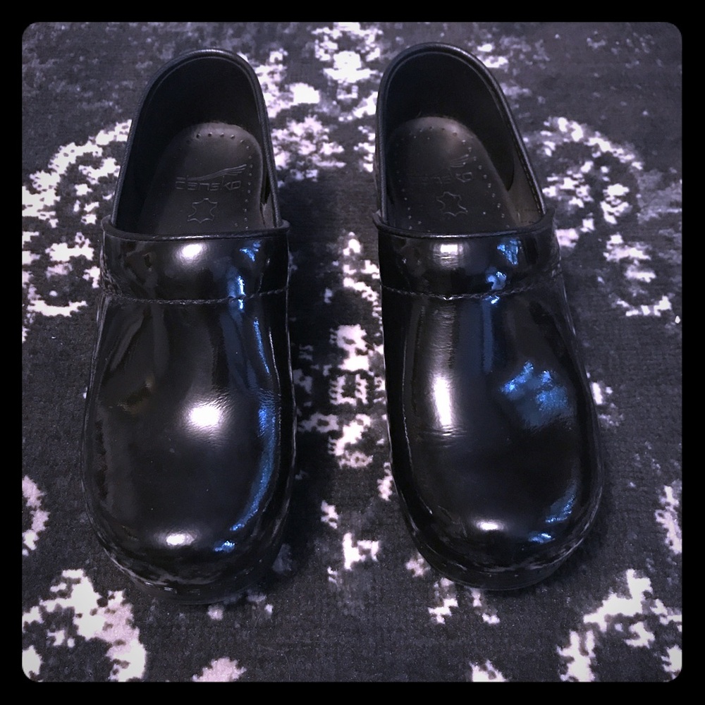 Dansko size 37.