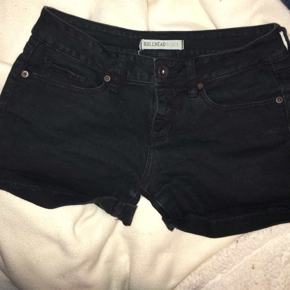 Black Bullhead Jean Shorts