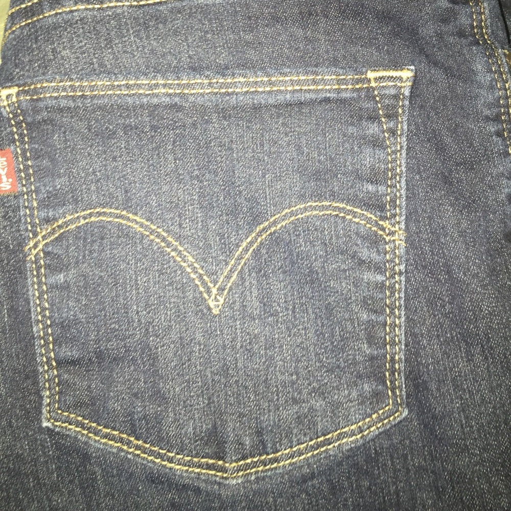 Jean - Picture 2 of 3