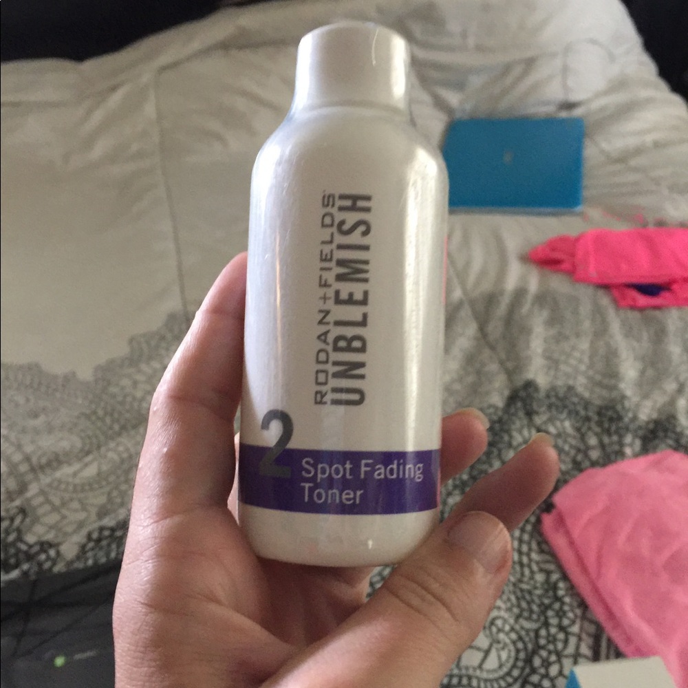Unblemish toner
