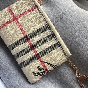 Burberry Pouch