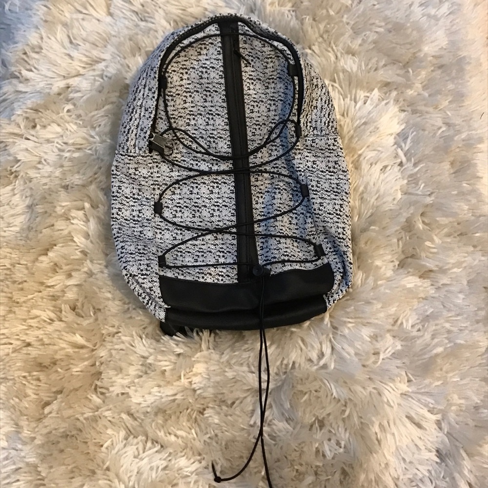 NWOT Black&White knit and PU backpack