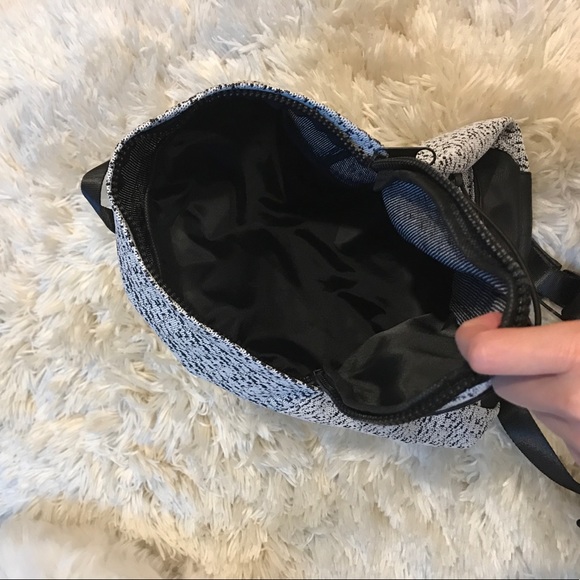 NWOT Black&White knit and PU backpack - Picture 5 of 6