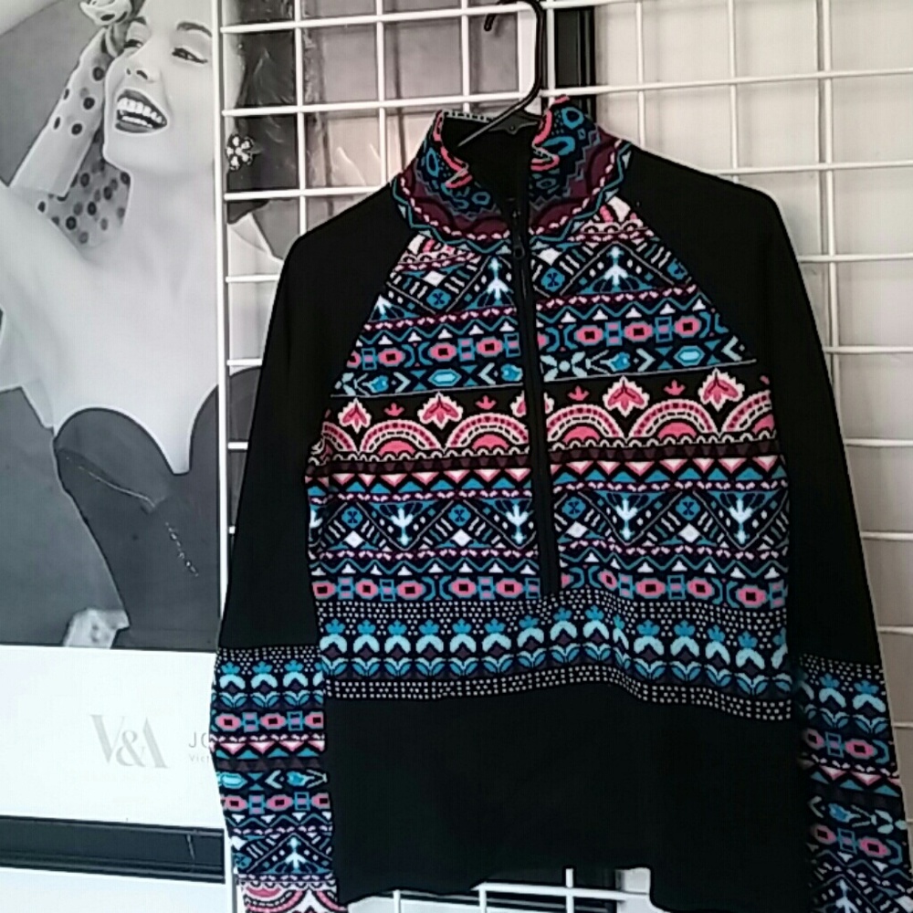 NWT Gorgeous Ultra Soft Wool Blend Josie Sweater
