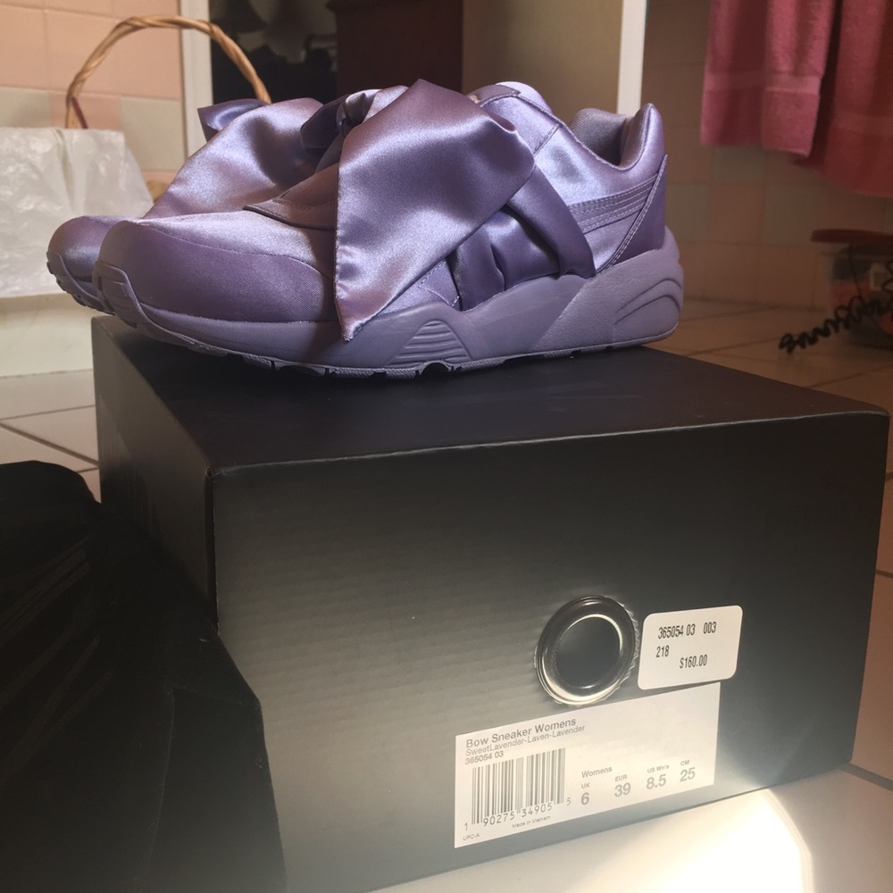 💜 SOLD 💜 Rihanna Fenty Puma Satin Bow Sneakers