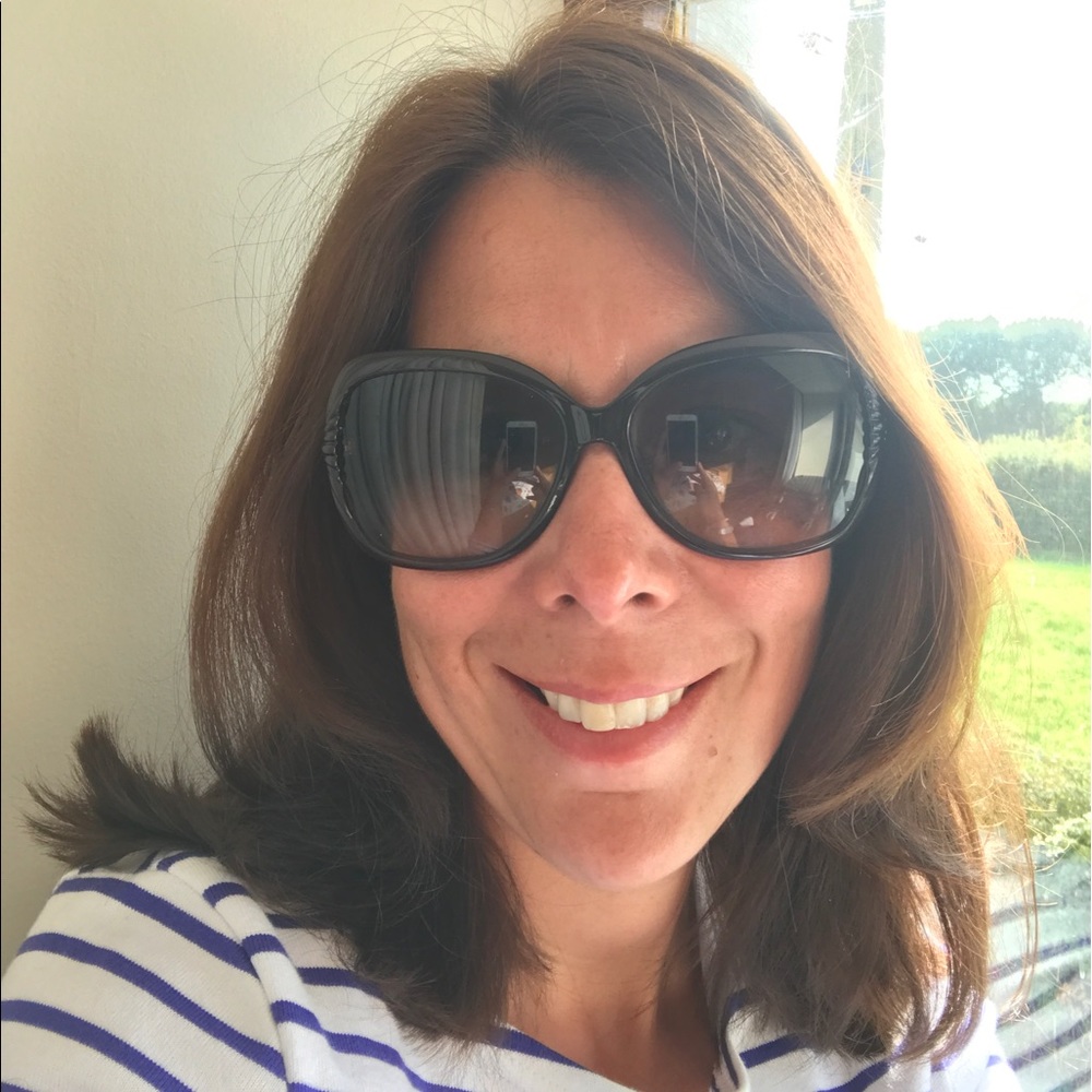Meet your Posher, Victoria