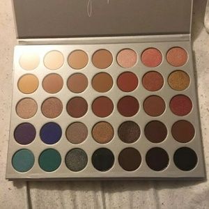 Morphe X Jaclyn Hill Eyeshadow Palette