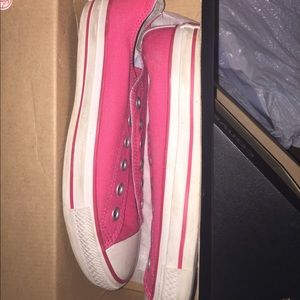Pink converse