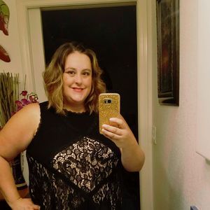 Meet your Posher, Stefanie