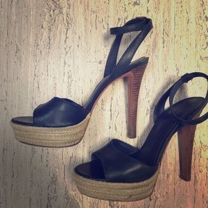 Tory Used high heels sandals