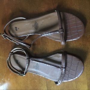 H&M brown leather sandals never worn- size 8