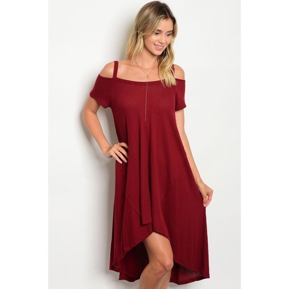 Danalli Dresses & Skirts - ✨BLOWOUT CLEARANCE, TODAY ONLY✨ red dress