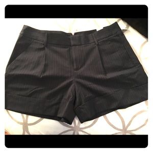GAP Pinstripe Navy shorts - size 8
