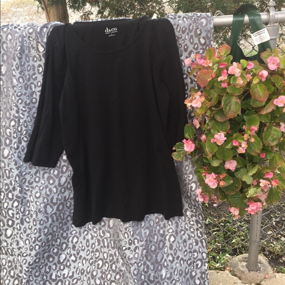 D&co. Large , 3/4 sleeves, stretchy black tunic - Picture 2 of 4